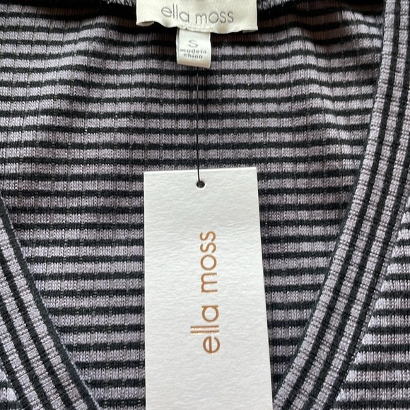 NWT Ella Moss Sandy Drape Gray Striped Top Fitted Puff Shoulder V-Neck Size S - Picture 8 of 9